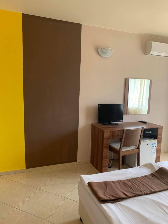 Семеен Хотел Брилянс - Family Hotel Brilliance Varna Eksteriør billede