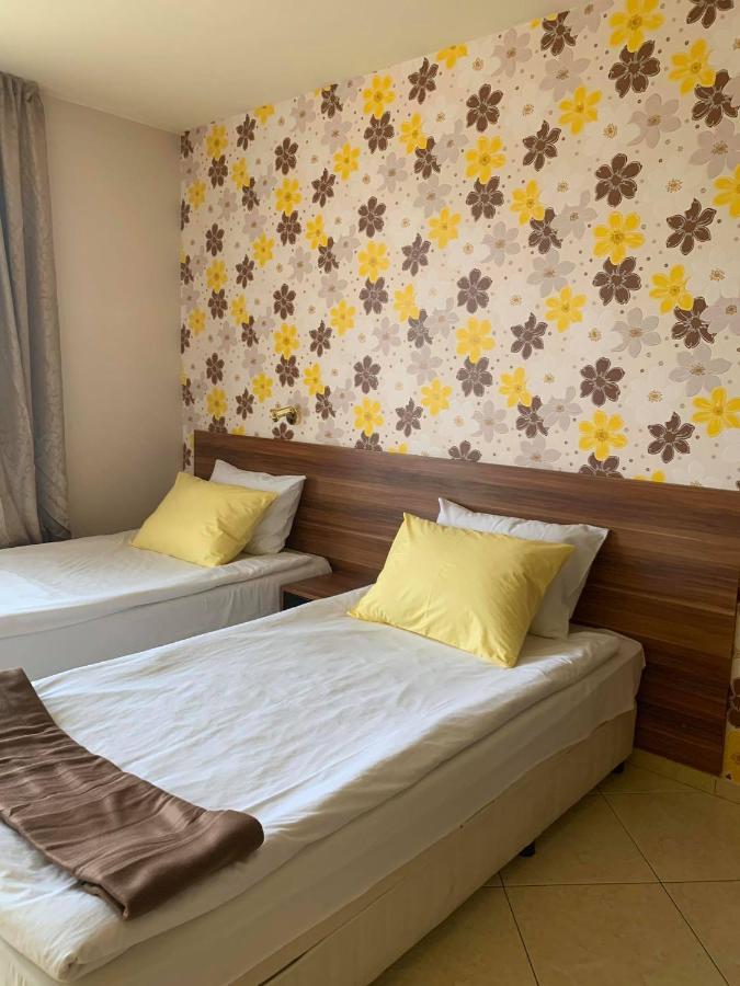 Семеен Хотел Брилянс - Family Hotel Brilliance Varna Eksteriør billede
