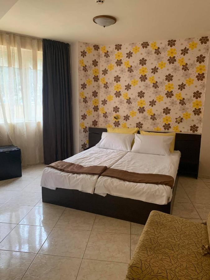 Семеен Хотел Брилянс - Family Hotel Brilliance Varna Eksteriør billede