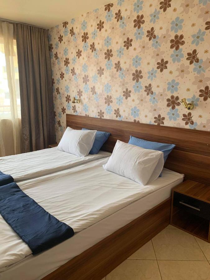 Семеен Хотел Брилянс - Family Hotel Brilliance Varna Eksteriør billede